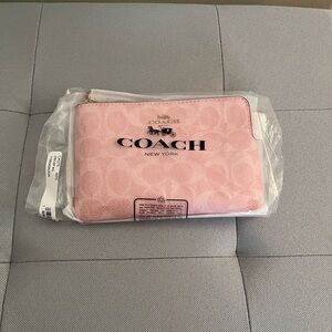 Coach Corner Zip Wristlet NWT
